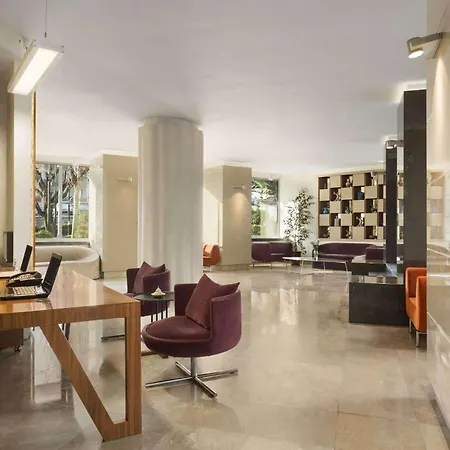 Hotel Ramada By Wyndham Grand Bazaar 4*