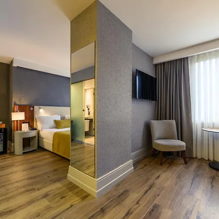 Ramada By Wyndham Grand Bazaar
