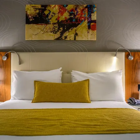 Ramada By Wyndham Grand Bazaar Ξενοδοχείο 4*