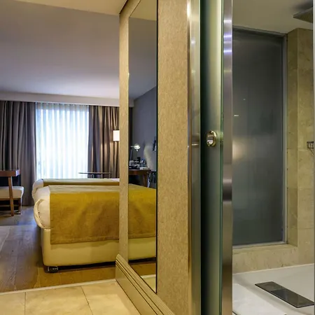 Ramada By Wyndham Grand Bazaar