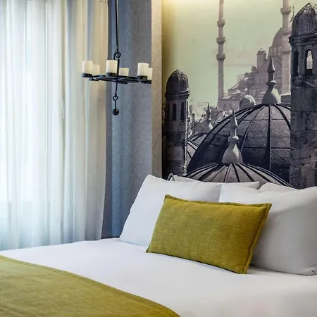 Ramada By Wyndham Grand Bazaar Hotel