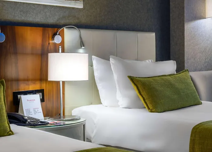 Hotel Ramada By Wyndham Grand Bazaar