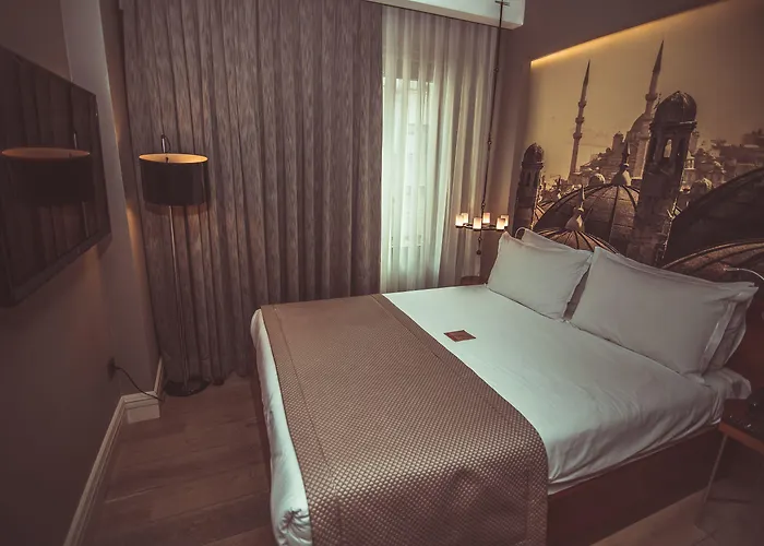 Ramada By Wyndham Grand Bazaar 4*