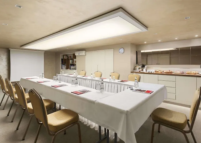 Ramada By Wyndham Grand Bazaar Hotel