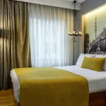 Ramada By Wyndham Grand Bazaar Hotel 4*
