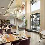 Hotel Ramada By Wyndham Grand Bazaar