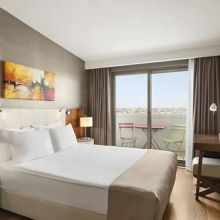 Ramada By Wyndham Grand Bazaar Hotel Istambul