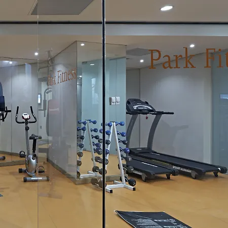 ホテル Ramada By Wyndham Grand Bazaar