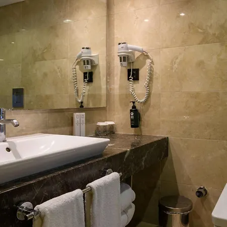 Ramada Grand Bazaar Otel 4*