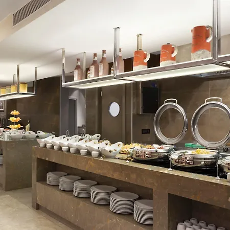 Ramada Grand Bazaar 4*