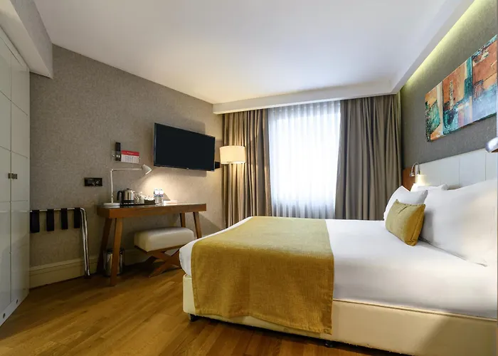 Ramada By Wyndham Grand Bazaar 4* איסטמבול