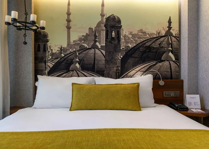 Ramada By Wyndham Grand Bazaar מלון איסטמבול