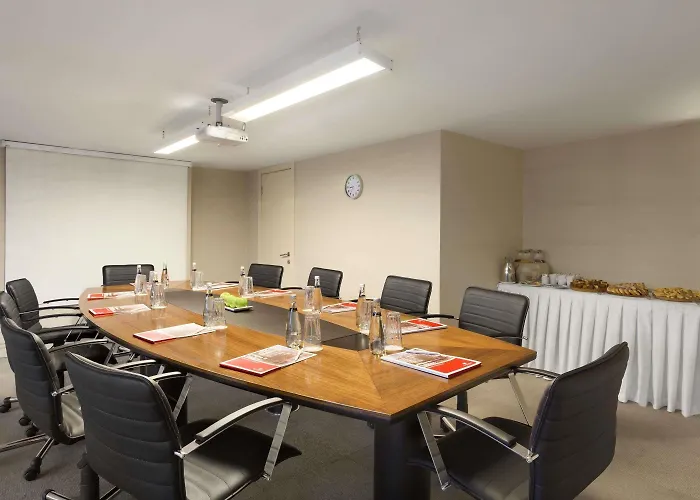 מלון Ramada By Wyndham Grand Bazaar איסטמבול